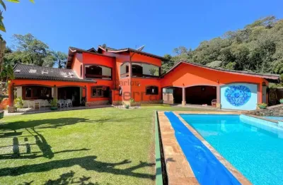 Serra da cantareira, sobrado condomínio fechado, 6 dormitórios , 5 suítes piscina e churrasqueira.