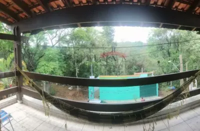 Casa na serra da cantareira- 3 quartos , 4 vagas x permuta
