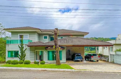 Condomínio fechado na serra da cantareira, 5 suítes, 5 vagas, vista livre e terreno para construir.
