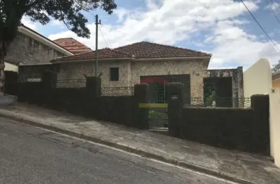 Tremembé, venda de casa térrea em terreno plano de 920 m², próximo à serra da cantareira.