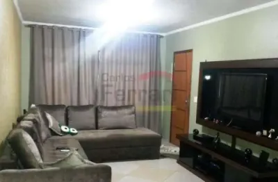 Sobrado com 3 dormitórios, sendo 01 suíte, churrasqueira - terreno com  250 m2