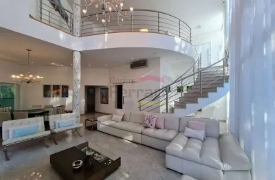 Casa à venda em condomínio com 3 suítes na serra da cantareira