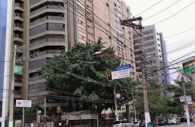 Apartamento alto padrão andar alto e próximo ao metrô santana.