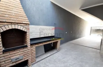 Sobrado novo na água fria, 3 dormitórios, sendo 1 suíte, quintal com churrasqueira, 4 vagas