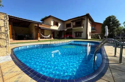 Casa à venda com 6 suítes no condomínio flamboyant em atibaia