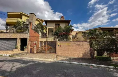 Sobrado com 4 quartos 3 suites 400m²  jardim são bento