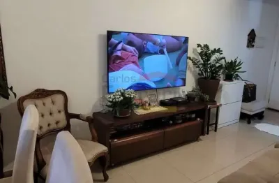 Apartamento com 3 dormitórios, sen do 1 suíte, 1 vaga de garagem