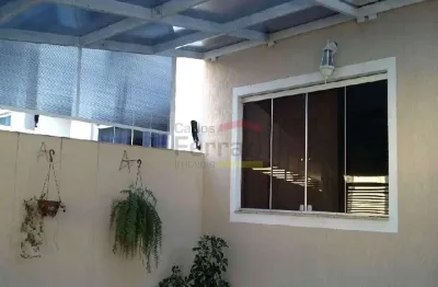 Sobrado na vila nova mazzei contendo 3 dormitórios, sendo 1 suíte, 2 vagas e quintal