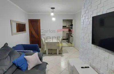 Apartamento na região próximo ao horto, 2 dormitórios, quintal, sem vaga e sem elevador