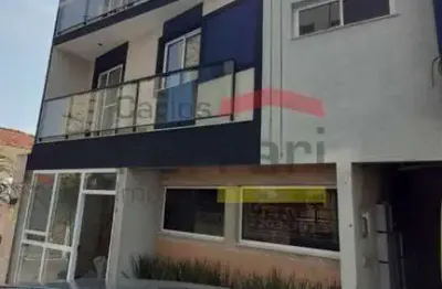 Apartamento decorado na parada inglesa, 1 dormitório, quintal, sem vaga
