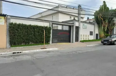 Excelente sobrado com 75m2 ao lado da serra da cantareira e dentro de condomínio fechado !