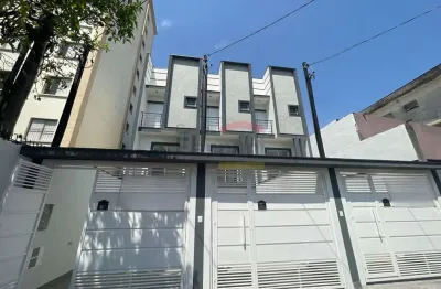 Sobrado localizado no lauzane paulista com três suítes, churrasqueira e duas vagas.