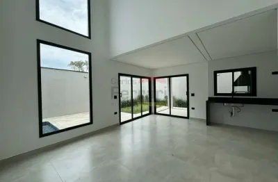 Sobrado à venda com 3 dormitórios e 2 vagas no nova gardênia, em atibaia