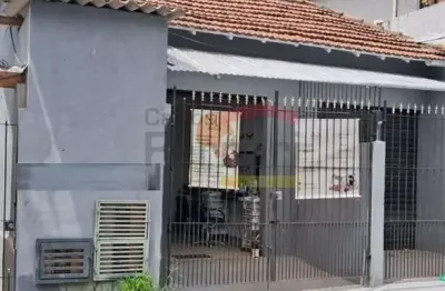 Condomínio horizontgal com 6 imóveis térreos, sendo 4 residências e 2 comerciais independentes