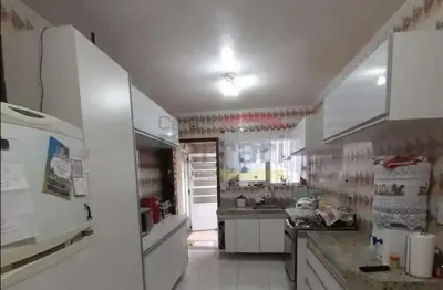 Casa térrea no jardim joamar com  3 dormitórios, sendo 1 suíte, 4 vagas de garagem+ churrasqueira