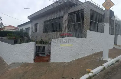 Casa térrea no imirim, com 3 quartos e 6 vagas de garagem