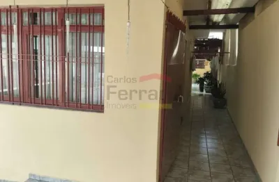 São 2 casas no terreno  no imirim- uma com 3 dormitórios e a outra com 2 dormit., 4 vagas gara gem