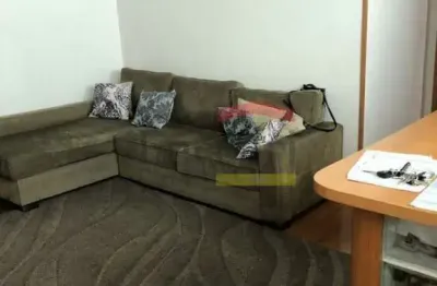 Sobrado na santa terezinha, com terreno  medindo  500 m2 - possui 4 dormitórios, sendo 1 suíte e qui
