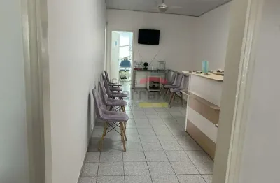 Sala comercial com 6 salas para alugar na Rua Voluntários da Pátria, 1507, Santana, São Paulo