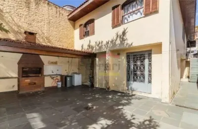 Casa assobradada na vila aurora com 104 m² área construída 3 dorms. / 1 suíte / 3 vagas