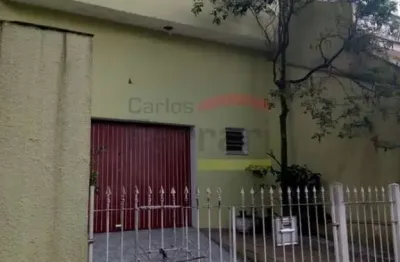 Casa assobradada no horto florestal com 280 m² área construída / 3 dormitórios/ 1 suíte / 4 vagas
