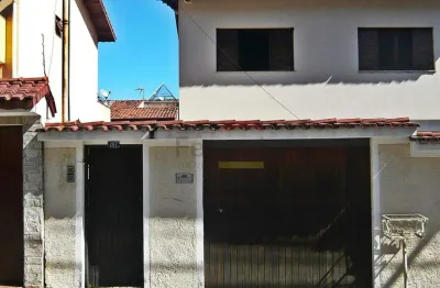 Sobrado com 3 dormitórios na vila amália, sendo 1 suíte, 3 vagas de garagem