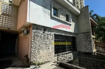 Sobrado à venda com 4 dormitórios , edícula e 6 vagas em santana