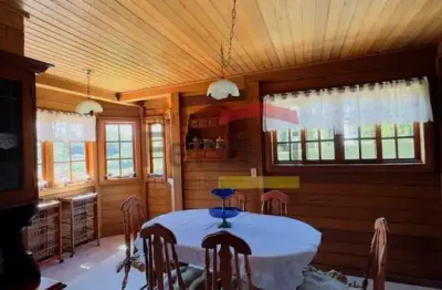 Linda casa contemporânea em condomínio . 3 pavimentos mairiporã .