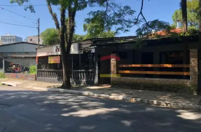 Casa comercial para alugar na Rua Professor Pedro Pedreschi, 141, Tremembé, São Paulo