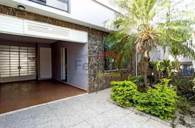 Sobrado Espaçoso para Locação na Água Fria! - 3 Dormitórios, sendo 2 suítes e 2 vagas de garagem!