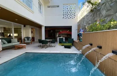Casa em condomínio fechado com 4 quartos à venda na Avenida Nova Cantareira, 4264, Parque Palmas do Tremembé, São Paulo