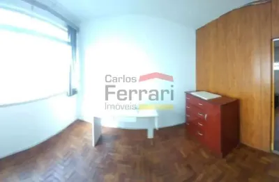 Apartamento 01 quartos,  com 1 vaga de garagem  próximo ao metrô são joaquim,