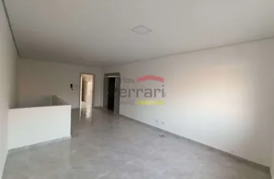 Casa para locação na água fria, com 3 dormitórios sendo 1 suíte..