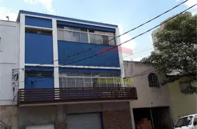 Prédio com 30 salas para alugar na Rua Eduardo Chaves, 183, Luz, São Paulo