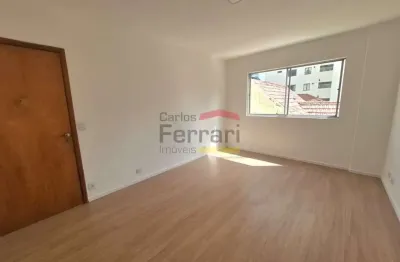 Apartamento com ótima localização - 3 quartos (1 suíte) - 1 vaga