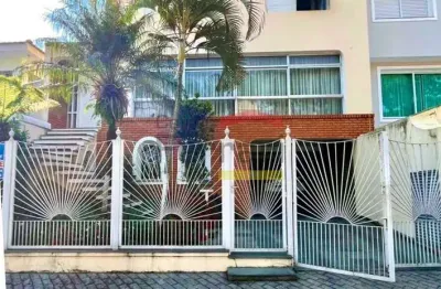 Sobrado amplo no jardim frança, piscina 4 dormitórios, 1 suíte, 3 vagas de garagem, 288 metros uteis