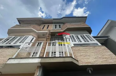 Sobrado santa terezinha ,300m quadrados , 3suítes ,master com varanda e closed ,6 vagas , ar cond