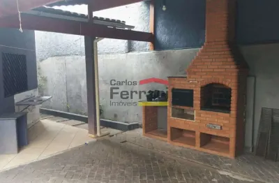 Casa na vila mazzei com 1 suíte e com 2 comodos,  possui 5 vagas de garagem