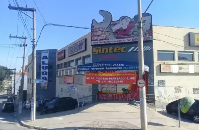 Lindo predio de esquina  excelente localizaçao otimo para transportadora ou empresa de logistica