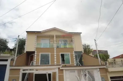 Belissimo sobrado- novo-acabamento de primeira em todos ambientes e ver e comprar