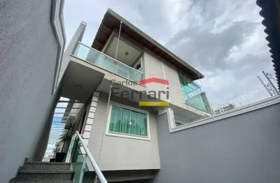Sobrado alto padrão em Guarulhos - SP - 3 suítes , 4 vagas, área gourmet com churrasqueira