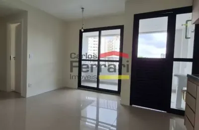 Vende apartamento de 2 dormitórios, suíte e vaga na casa verde