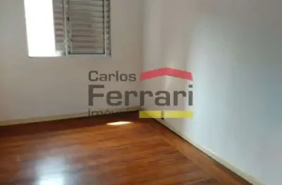 Casa 2 dormitórios, 1 vaga, quintal, próximo ao Metrô Tucuruvi e Parada Inglesa.