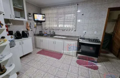Casa com 3 quartos à venda na Rua Augusto Acácio Teixeira, Jardim D'Abril, Osasco