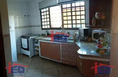 Casa com 3 quartos à venda na Avenida Júlio de Mesquita, Bela Vista, Osasco
