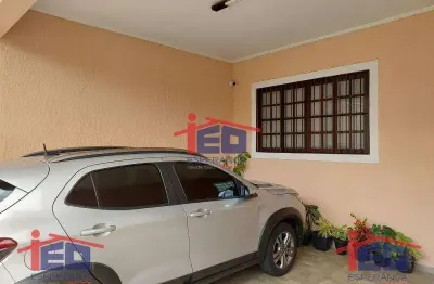 Casa com 3 quartos à venda na Rua Artelinda Ruggeri Daddato, Cipava, Osasco