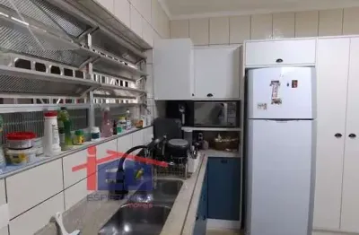 Casa com 3 quartos à venda na Rua Dona Candinha Pavão, Centro, Osasco