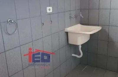 Casa com 3 quartos para alugar na Rua Santa Terezinha, Vila Yara, Osasco