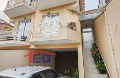 Casa com 3 quartos à venda na Avenida Júlio de Mesquita, Bela Vista, Osasco