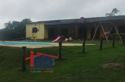 Chácara / sítio com 2 quartos à venda na Rua Lagoa Amarela, Caucaia do Alto, Cotia